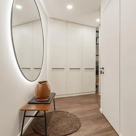 Ivis House - Stylish And Original In Old Town