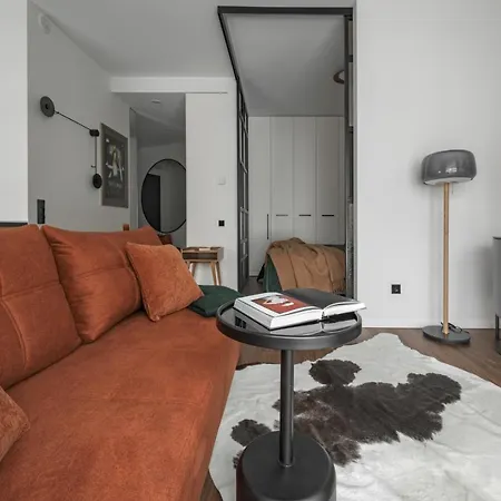 Ivis House - Stylish And Original In Old Town Apartment