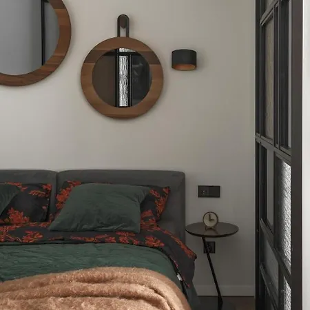 Апартаменты Ivis House - Stylish And Original In Old Town *