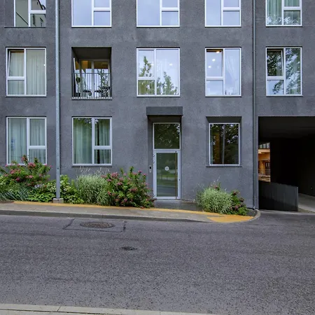 Ivis House - Stylish And Original In Old Town *