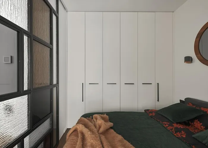 Ivis House - Stylish And Original In Old Town *