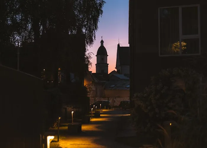 Ivis House - Stylish And Original In Old Town