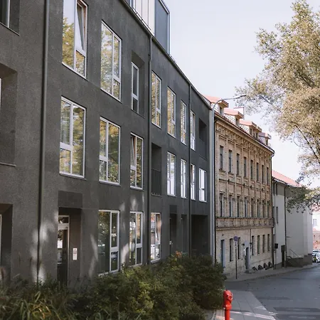 Ivis House - Stylish And Original In Old Town *