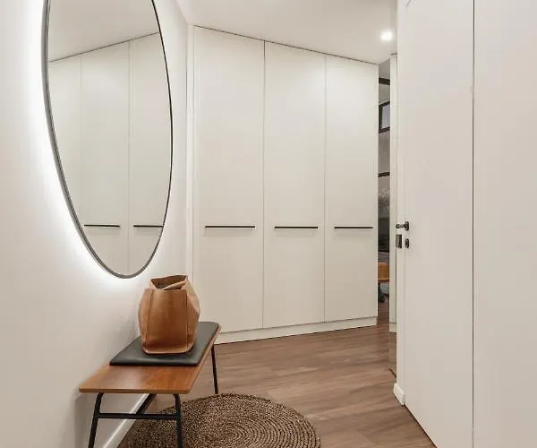 Ivis House - Stylish And Original In Old Town